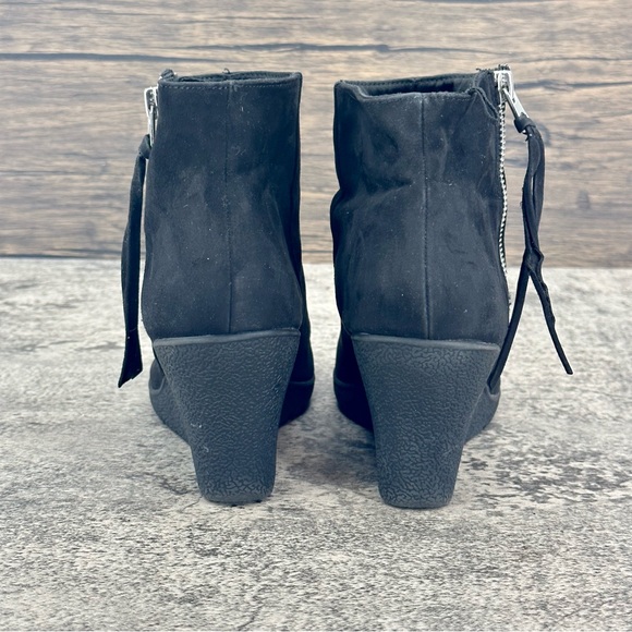 H&M Black Wedge Ankle Boots - Picture 4 of 7